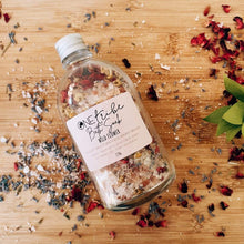Load image into Gallery viewer, Bath Soak Bottles